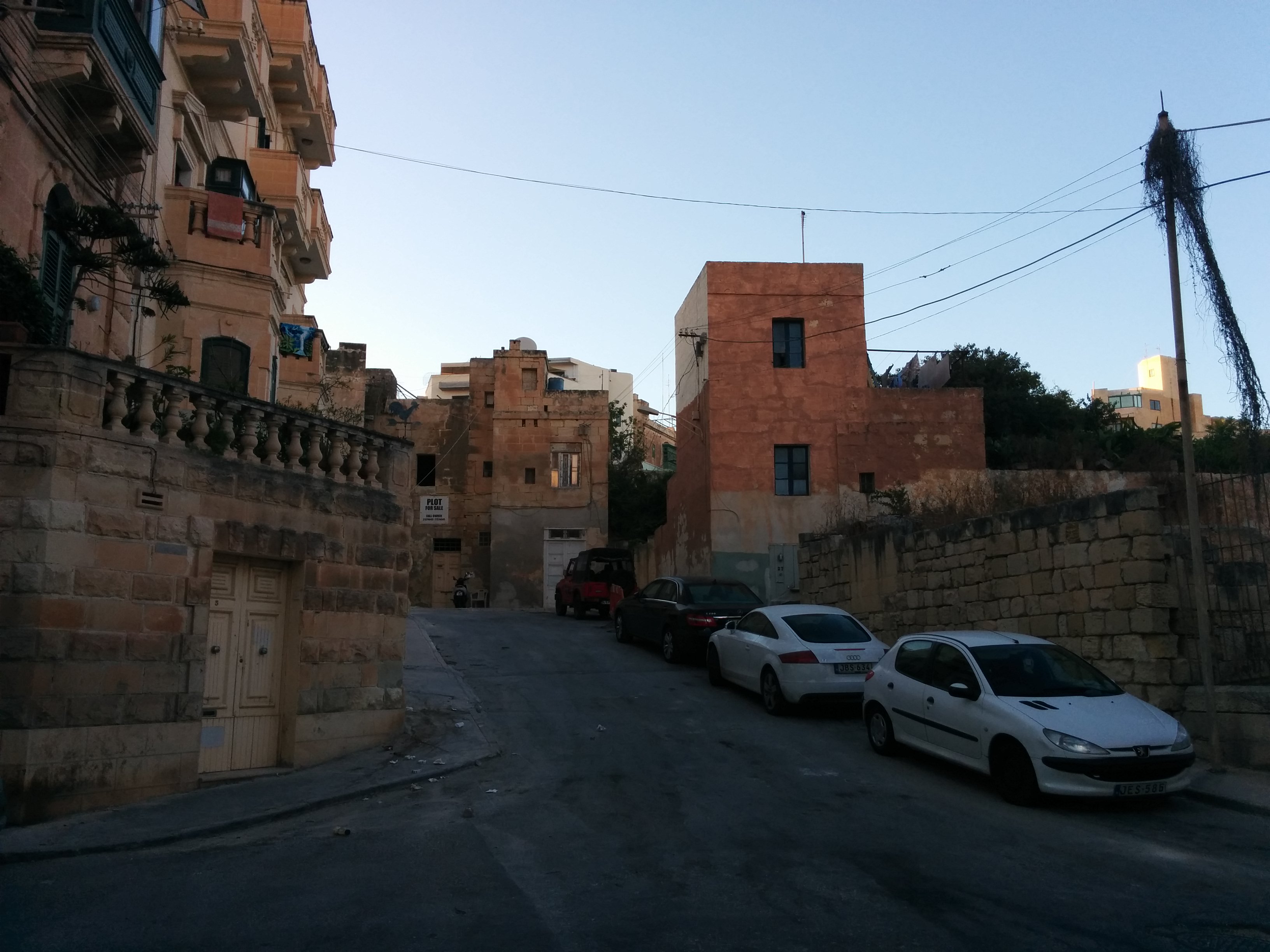 Calle típica en Malta